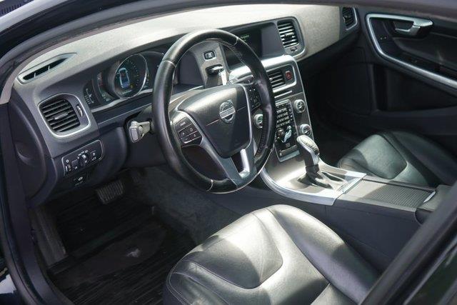 2015 Volvo S60 - $8,500