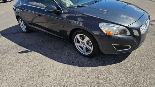 2012 Volvo S60 T5