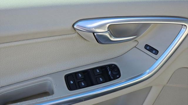 2012 Volvo S60 T5