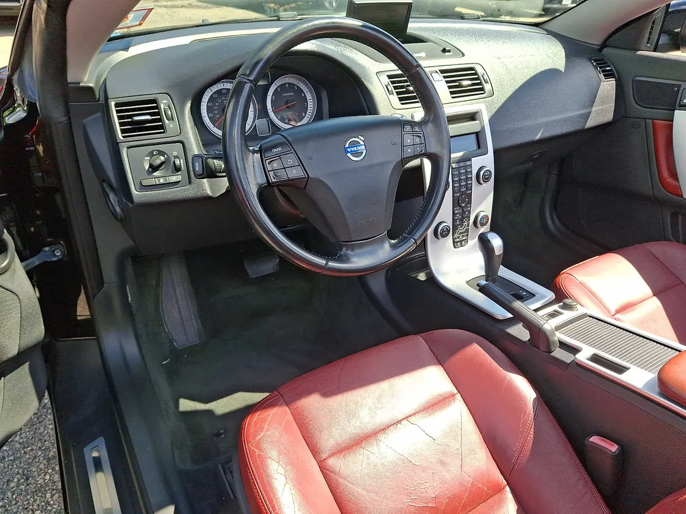2013 Volvo C70 - $10,487