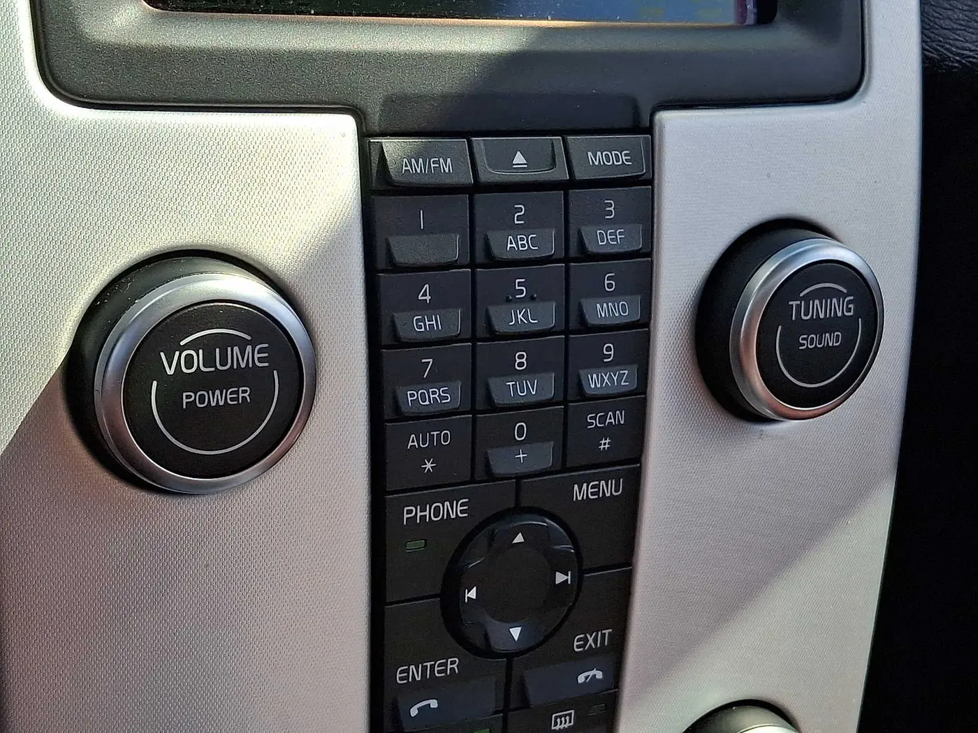 2013 Volvo C70 - $10,487