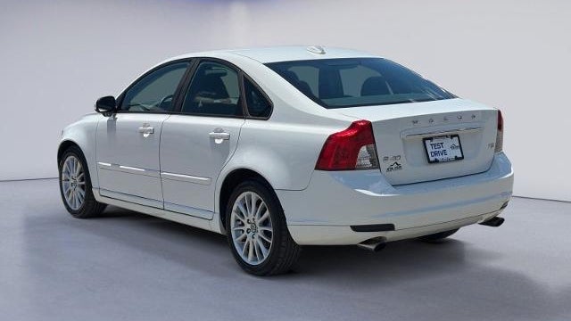 2011 Volvo S40 T5