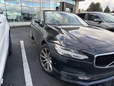 2017 Volvo S90 AWD T6 Momentum 4DR Sedan
