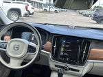 2017 S90 Thumbnail 23