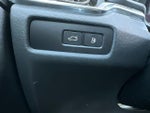 2024 V60 Recharge Thumbnail 21