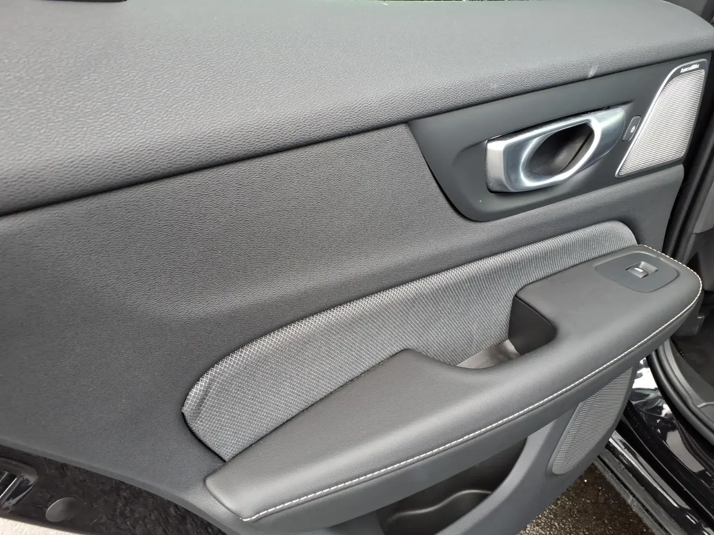 2024 Volvo V60 - $63,997