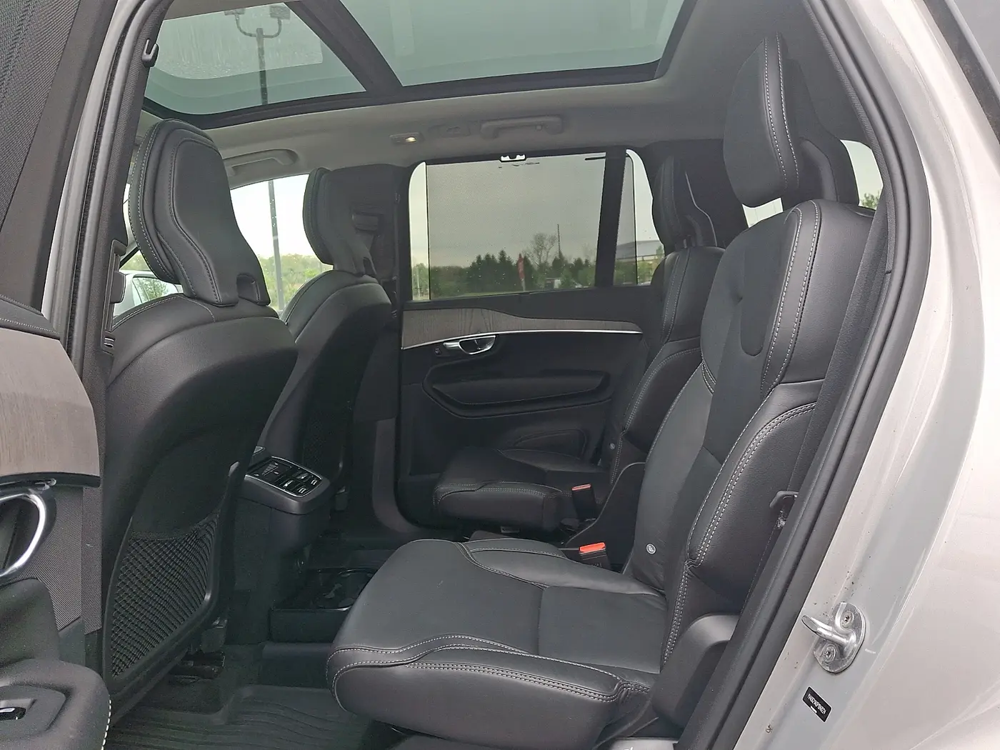 2023 Volvo XC90 - $49,833