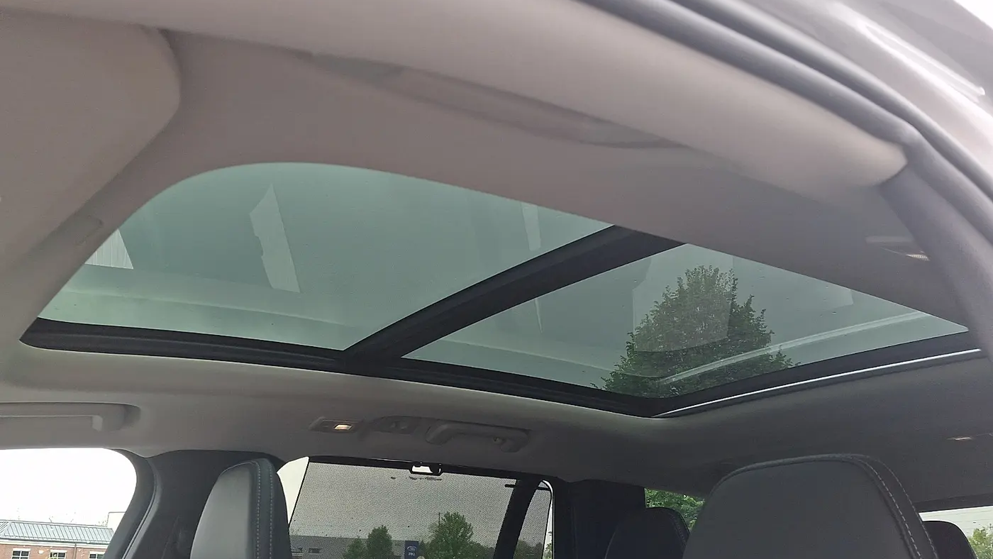 2023 Volvo XC90 B6 Ultimate Bright Theme 6P