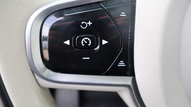 2023 Volvo XC90 B6 Plus Bright Theme 6P