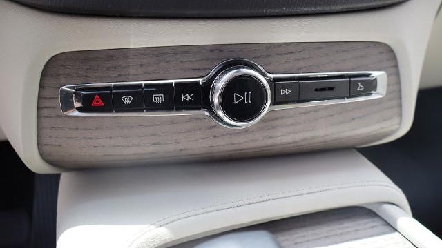 2023 Volvo XC90 B6 Plus Bright Theme 6P