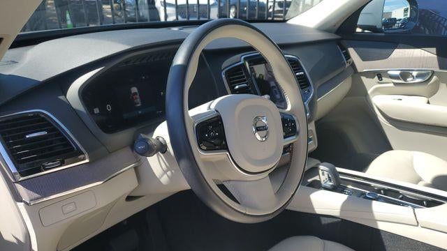 2023 Volvo XC90 B6 Plus Bright Theme 6P