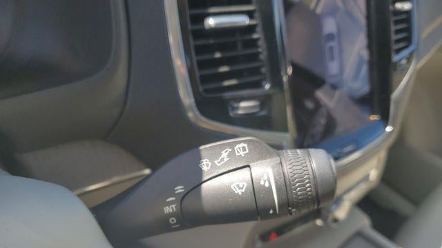 2023 Volvo XC90 B6 Plus Bright Theme 6P