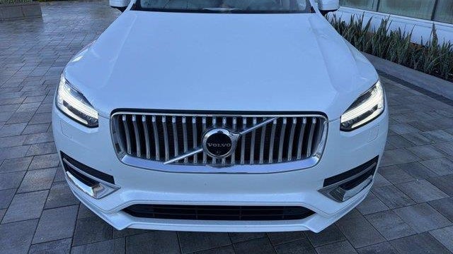 2023 Volvo XC90 B6 Plus Bright Theme 6P