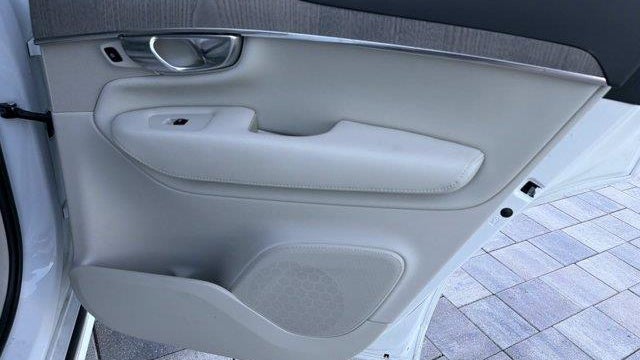 2023 Volvo XC90 B6 Plus Bright Theme 6P