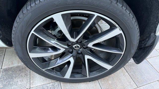 2023 Volvo XC90 B6 Plus Bright Theme 6P