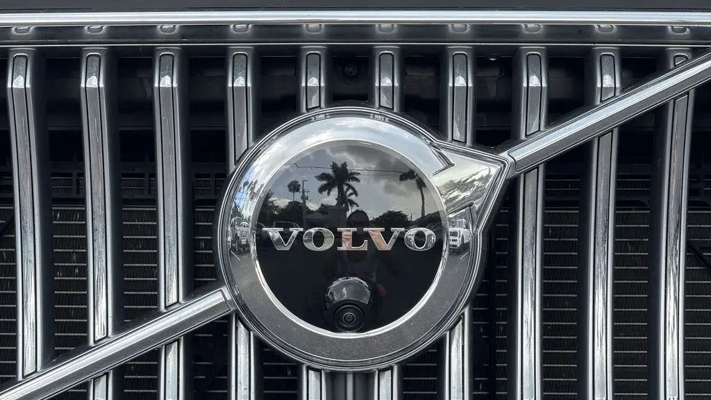 2023 Volvo XC90 B6 Plus Bright Theme 6P