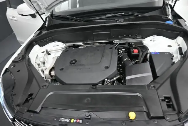 2025 Volvo XC90 - $48,595