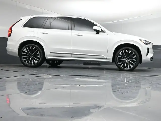 2025 Volvo XC90 - $48,595