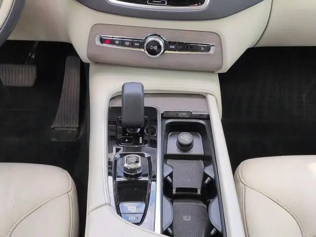 2024 Volvo XC90 - $46,789