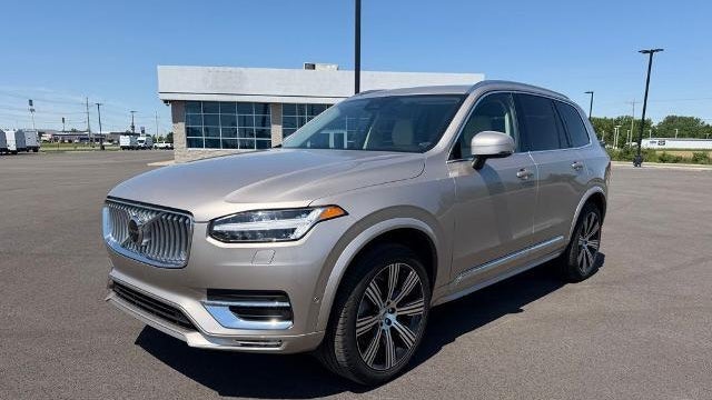 Preowned 2024 Volvo XC90 B6 Plus Bright Theme 6P for Sale