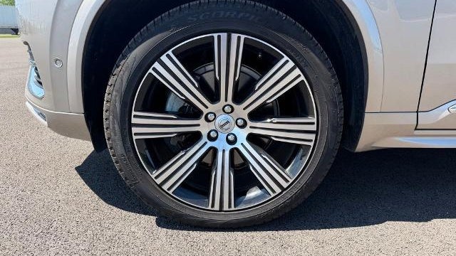 2024 Volvo XC90 B6 Plus Bright Theme 6P