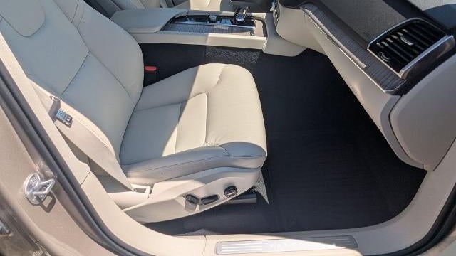 2024 Volvo XC90 B6 Plus Bright Theme 6P