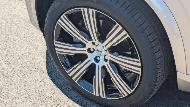 2024 Volvo XC90 B6 Plus Bright Theme 6P