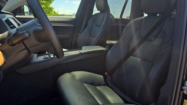 2024 Volvo XC90 B6 Plus Bright Theme 6P