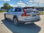 2023 V90 Cross Country Thumbnail 4
