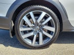 2023 V90 Cross Country Thumbnail 8