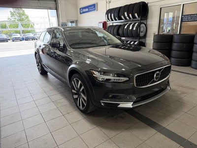 Photo of a 2025 Volvo V90 Cross Country AWD B6 Ultra 4DR Wagon for sale