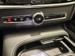 2025 V90 Cross Country Thumbnail 18