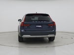 2025 V90 Cross Country Thumbnail 6
