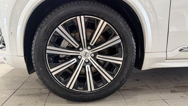 2023 Volvo XC90 B6 Ultimate Bright Theme 7P