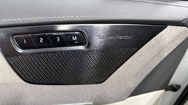 2023 Volvo XC90 B6 Ultimate Bright Theme 7P