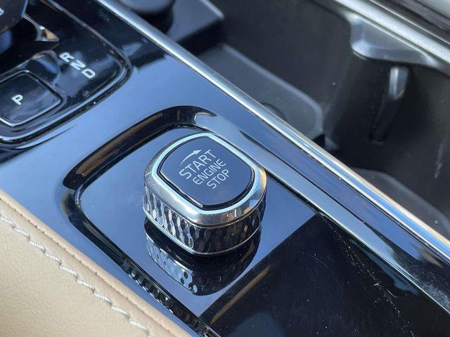 2023 Volvo XC90 - $41,677