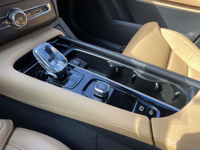 2023 Volvo XC90 - $41,677