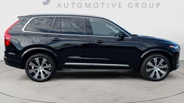 2023 Volvo XC90 B6 Ultimate Bright Theme 7P