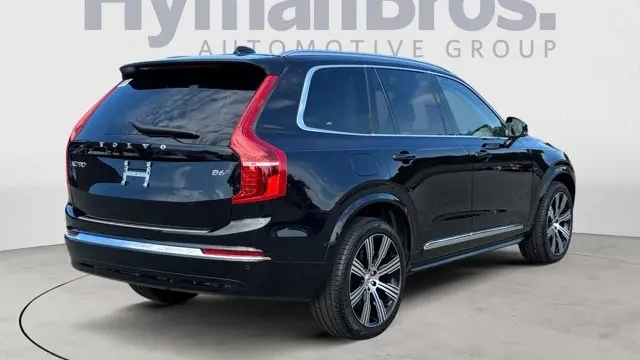 2023 Volvo XC90 B6 Ultimate Bright Theme 7P