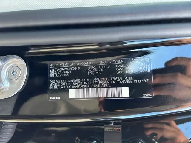 2023 Volvo XC90 - $47,995