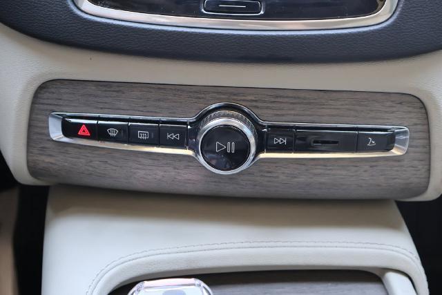 2023 Volvo XC90 - $31,814
