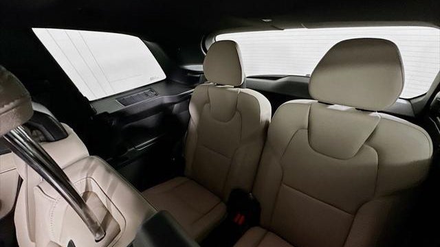 2026 Volvo XC90 B6 Core