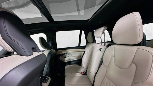 2026 Volvo XC90 B6 Core