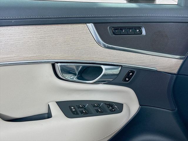 2026 Volvo XC90 - $57,978