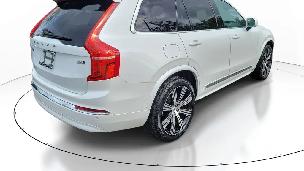 2023 Volvo XC90 B6 Ultimate Bright Theme 7P
