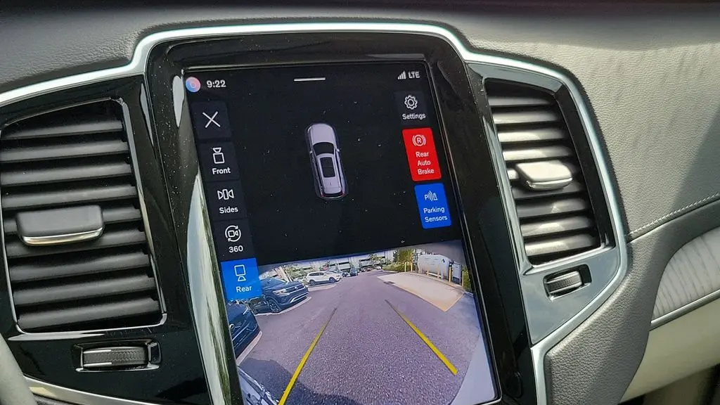2023 Volvo XC90 B6 Ultimate Bright Theme 7P