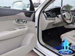 2023 XC90 Thumbnail 11