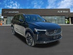 2025 XC90 Thumbnail 3