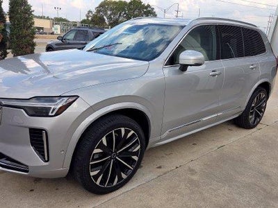 2025 Volvo XC90 AWD B6 Plus Bright Theme 7-Passenger 4DR SUV (midyear Release)