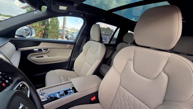2025 Volvo XC90 - $44,601